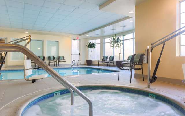 Hilton Garden Inn Bakersfield