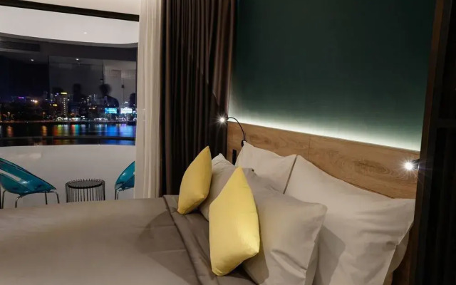 Satya Da Nang Hotel Han Market