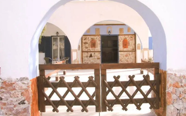 Monolithos Villa