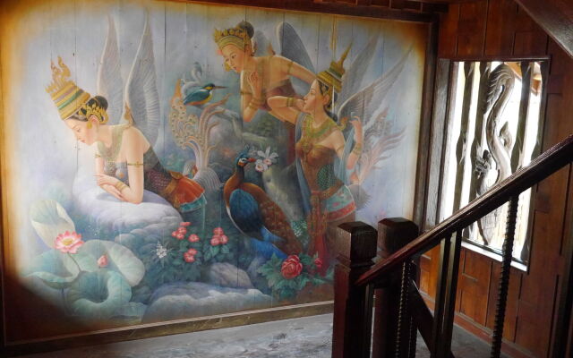True Siam Rangnam Hotel