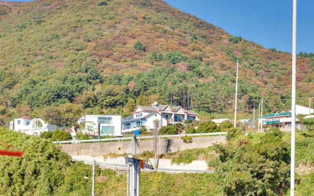 Geoje New Happy Pension