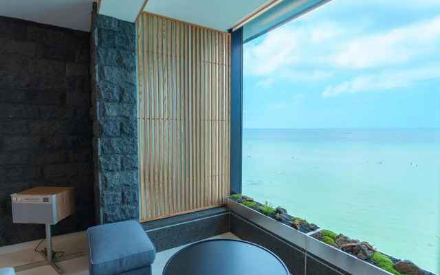 Ocean Grand Hotel