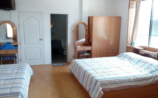 Suratthani Airport Hostel