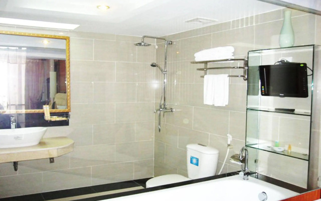 Oasis Hanoi Hotel