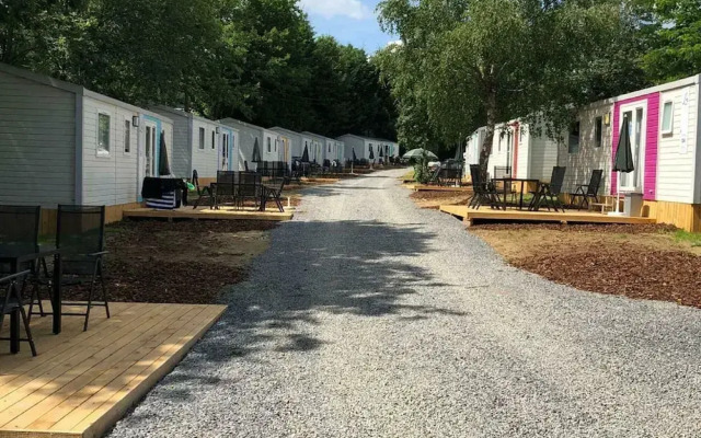 Charming Chalet With Pool