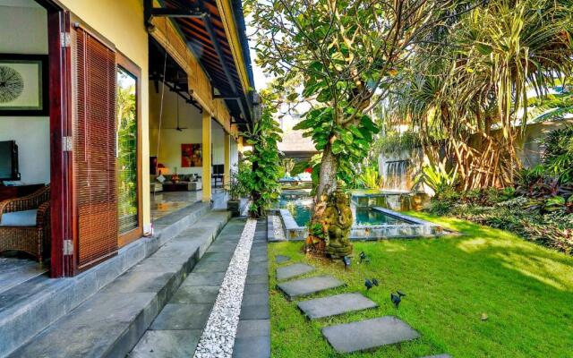 Villa Taksu Legian