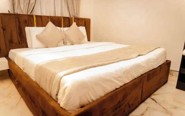 1-bed Flat - Lekki Phase 1 - Pool - Spa - Balcony
