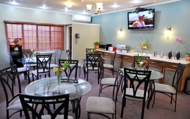 Culture Crossroads Inn