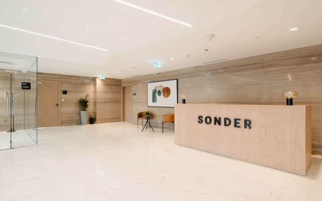 Sonder Downtown Towers