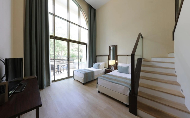 Juju Premier Palace 