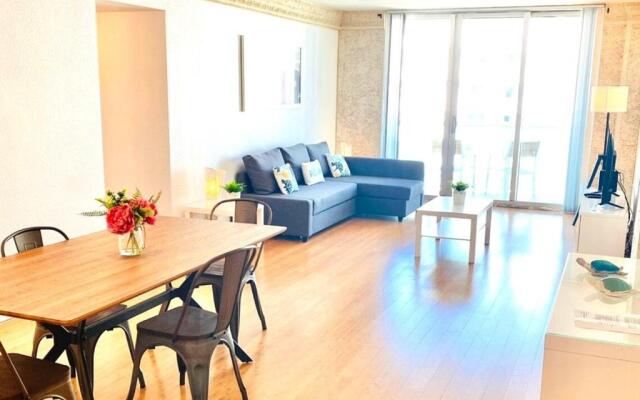 The Tides Condo On Hollywood