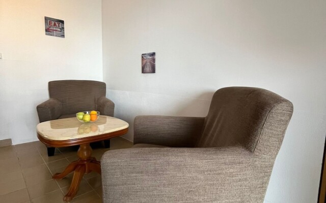 Apartment 77