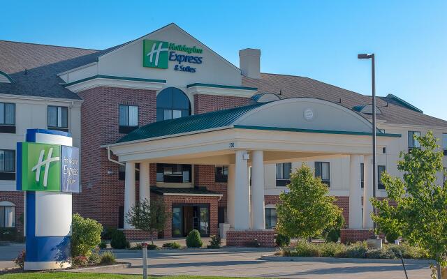 Holiday Inn Express & Suites Lafayette East, an IHG Hotel