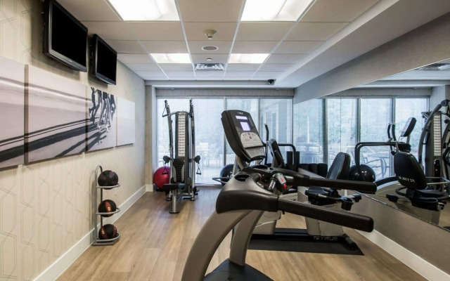 Comfort Suites Miami Airport North