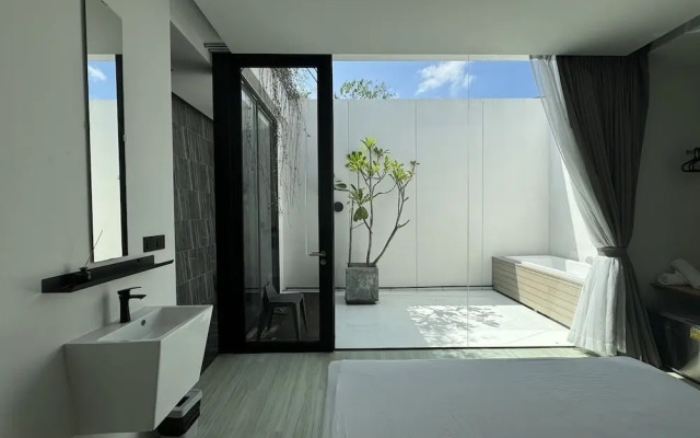 Innlux Phuket