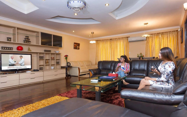 Retreat Serviced Apartments
