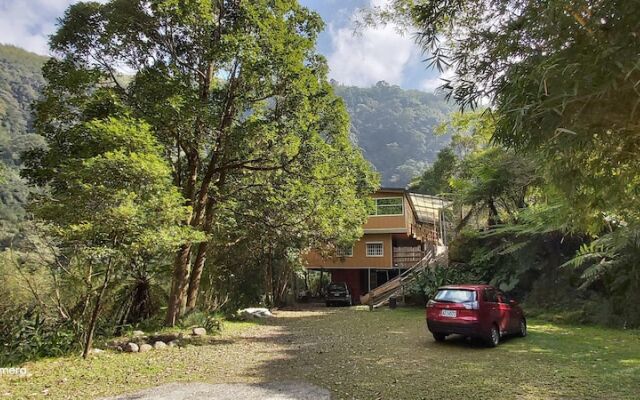 Sanhua B & B