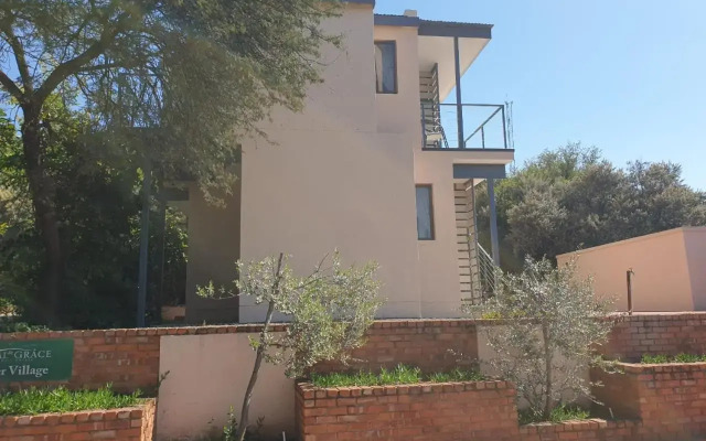 Vaal de Grace River Village