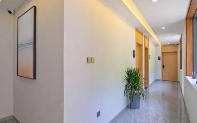 Yunlv Sunshine Homestay (Yichang Three Gorges Home Scenic Area)