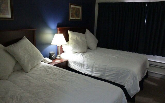 Morinville Plaza & Suites