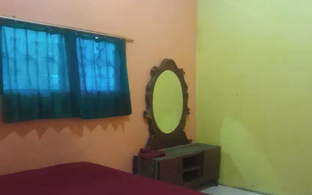 SPOT ON 93852 Fermansio Homestay 2