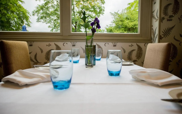 WorldHotels Distinctive Woughton House Hotel