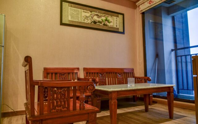 Nice and Cozy 2BR Apartment at Atria Residence