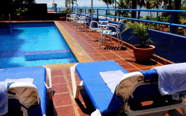 Puerto Playa Suites