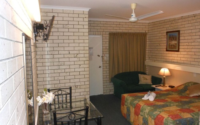 Cara Motel – Guest Rooms – Maryborough