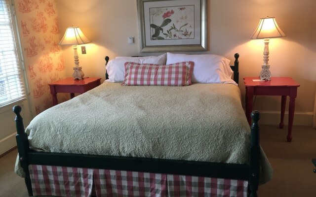 Lumberville 1740 House