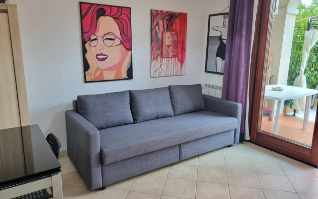 ValeValeHome - fully equipped kitchen, reserved parking, big garden