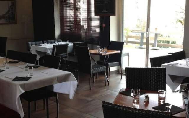 Hôtel Restaurant Jour & Nuit