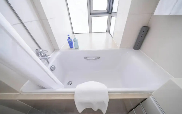 Tyms Stylish 2BR 1BA Retreat Yongxin