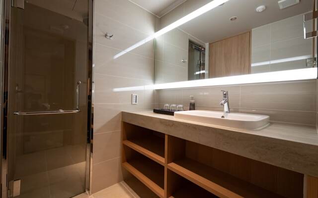 THE GENERAL KYOTO Shijyo Shinmachi