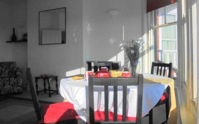 Seabreeze Apartment