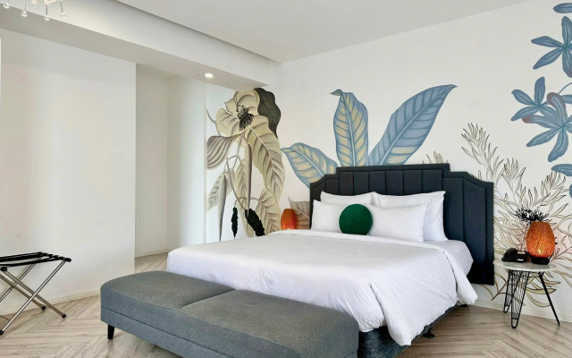 Len's Hotel