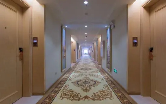 Vienna Hotel (Wuhan Dahualing AEON Menglecheng Branch)