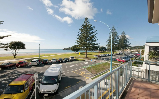 The Pavilions Beachfront Apartments