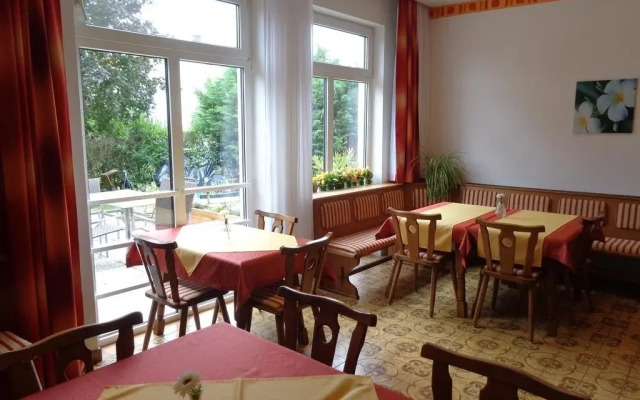 WohlfühlPension IllmitzerHof