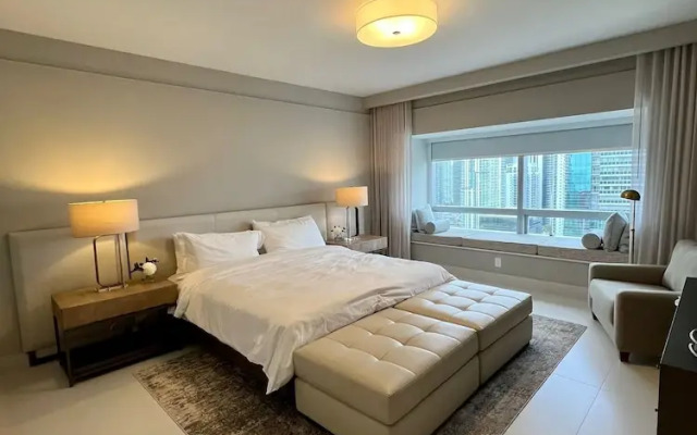 Suite - City View at Four Seasons Miami