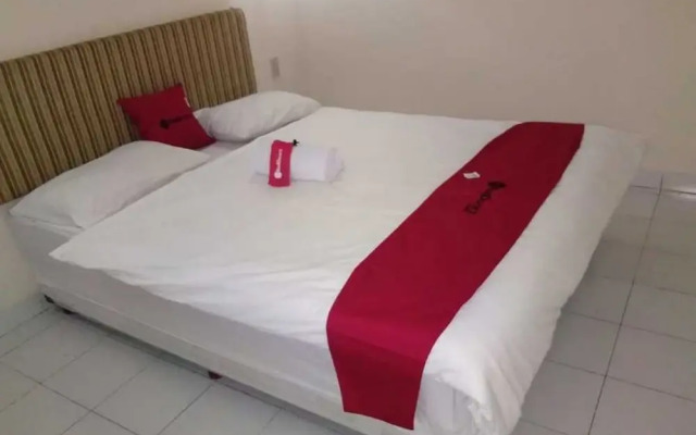 Hotel Surya Wisata by RedDoorz