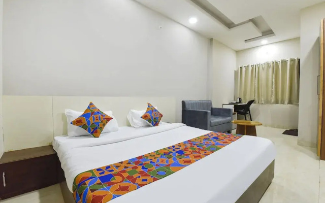 Fabhotel Utsah