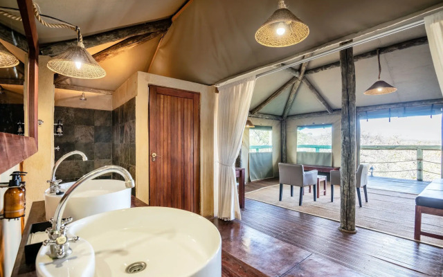 Eagle Tented Lodge & Spa Etosha