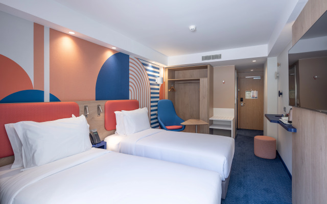 Holiday Inn Express and Suites Lisbon Principe Real by IHG