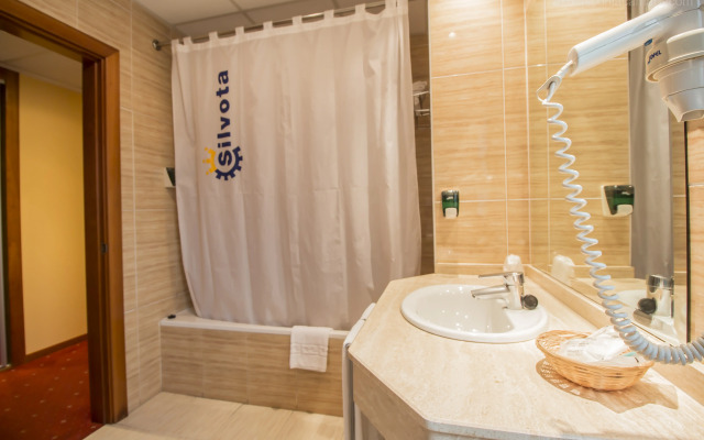 Hotel Silvota
