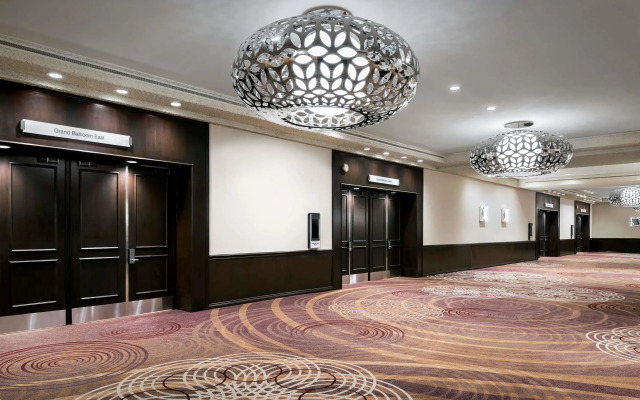 Sheraton Centre Toronto Hotel