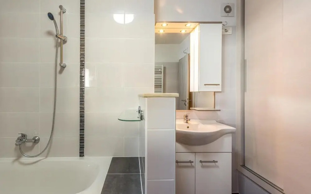 Amazing Home in Bratulici With Wifi and 2 Bedrooms