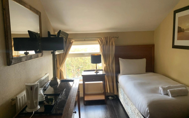Beech Mount Hotel - Free Parking