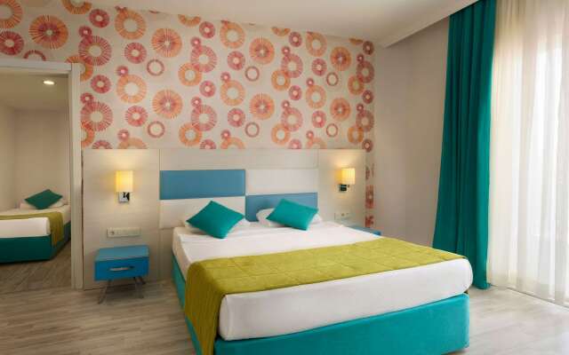 Ramada Resort by Wyndham Side