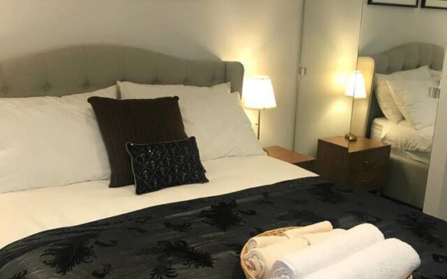 Southbank Platinum Tower Apartment